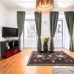 Crooked House Alfama Apartment Lisbon